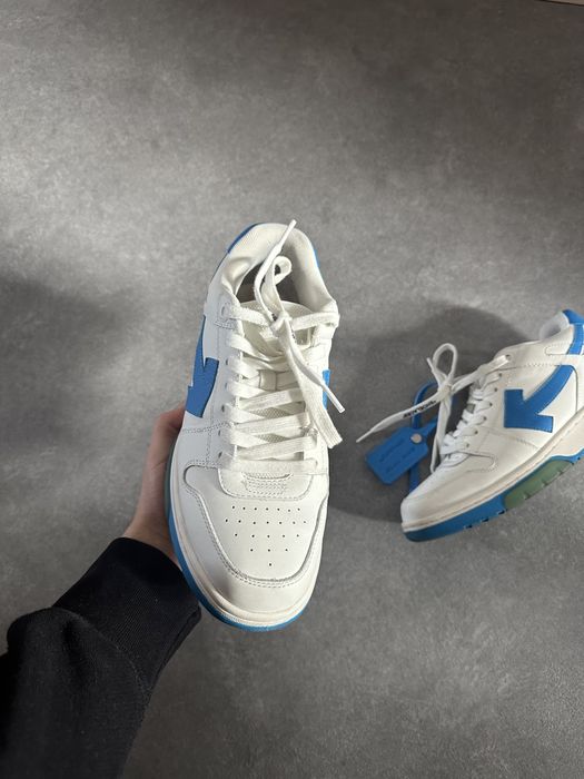 off white
