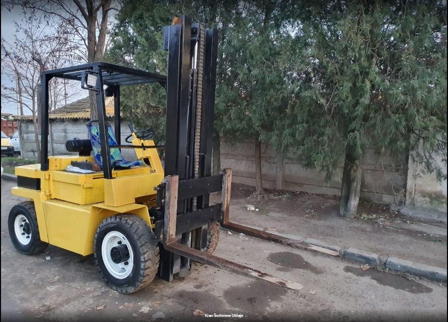 Motostivuitor de inchiriat/Inchiriere Stivuitor 5t/Inchiriez Stivuitor