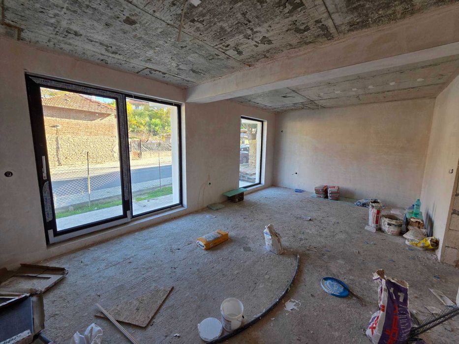 1788-Продава се двуетажна тухлена на плоча къща в кв. Добровски!