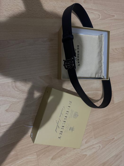 Ремень burberry в отличном состоянии