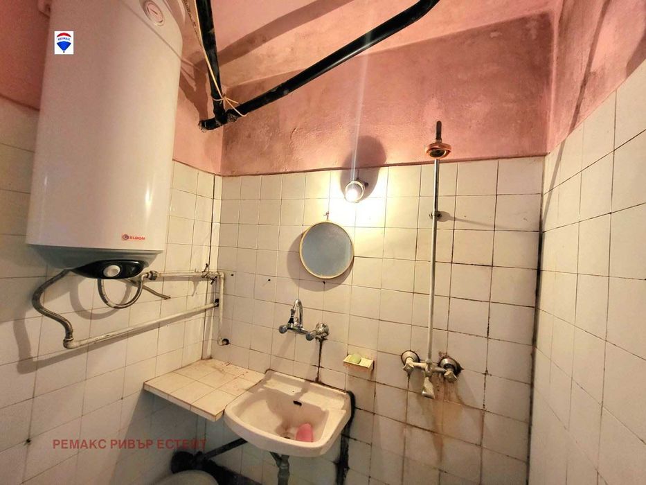 Продава се Тристаен апартамент в Русе, Широк център - 87 кв.м за 1034 €/кв.м - Снимка #13