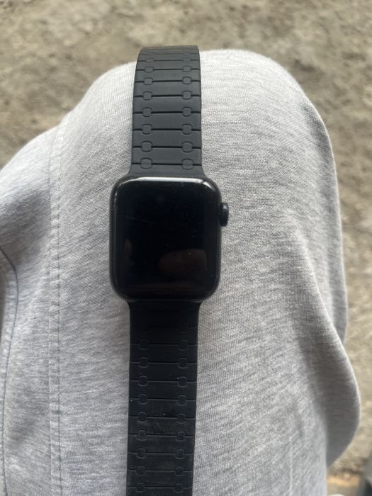 apple Watch SE (2nd gen, GPS) Alum 40MM