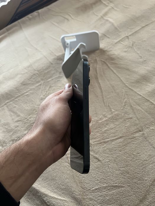 Продам Iphone 15 pro max 256 срочно