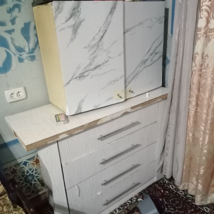 Старый мебели срочно сотилади