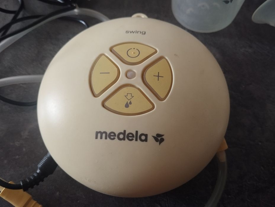 Молокоотсос medela