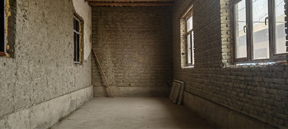 Xovli sotiladi  Karmana tumanida