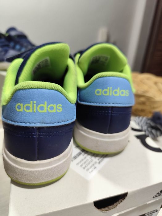 Маратонки Адидас adidas