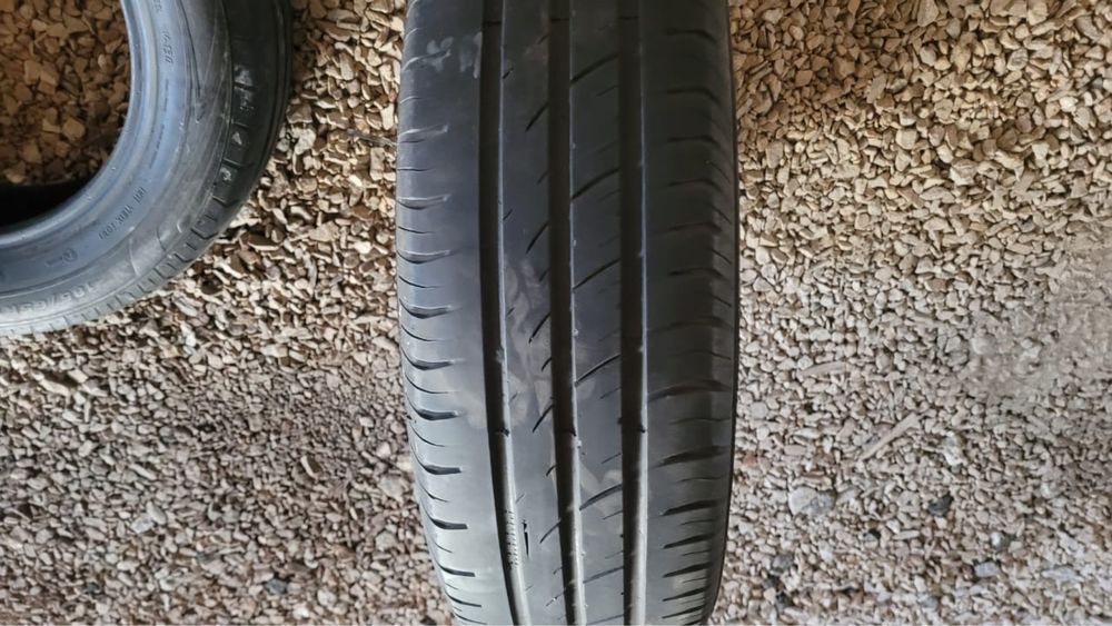 Продам шины б/у .