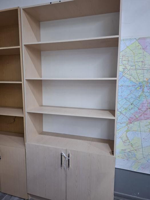 Полки для офиса или дома