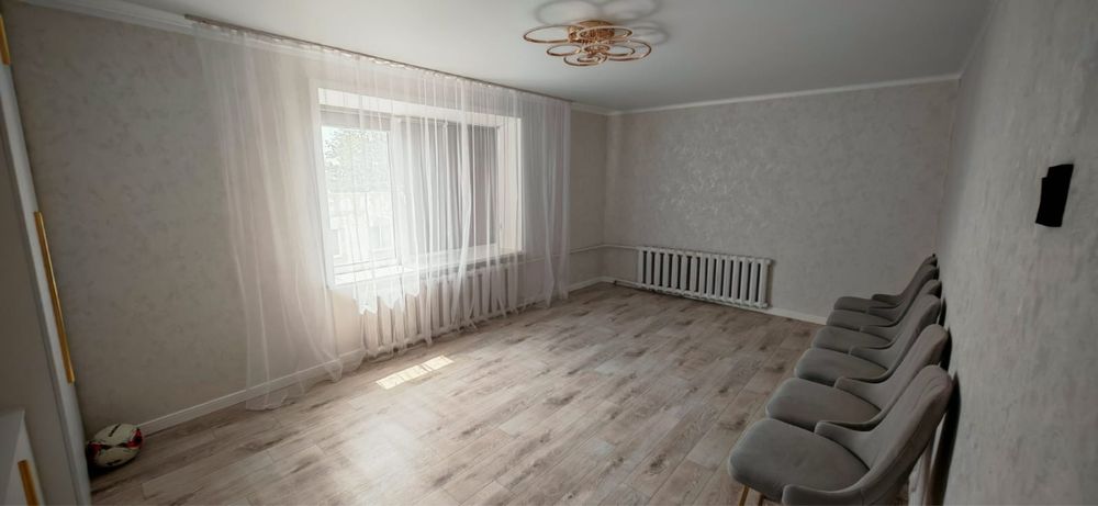 Продам 4х комнатную квартиру