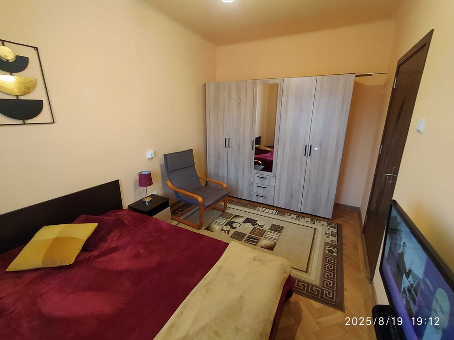 Apartament de inchiriat, 2 camere, ideal pentru rezidentiat sau IT