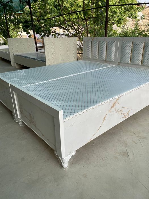 Mebel karvat karovat