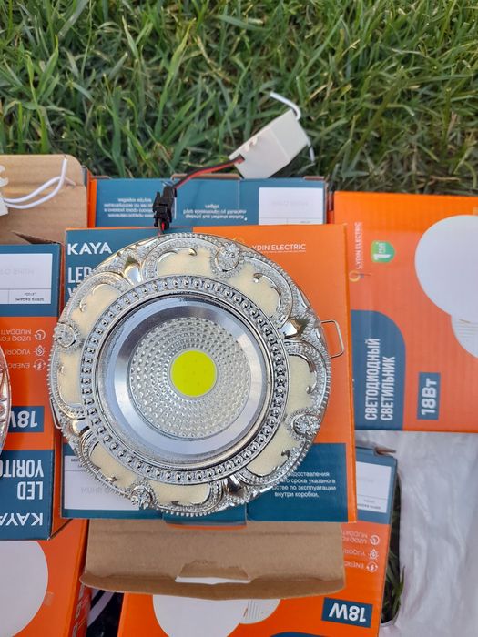 Галогенная лед лампа декоративная вариант очень красива смотрится