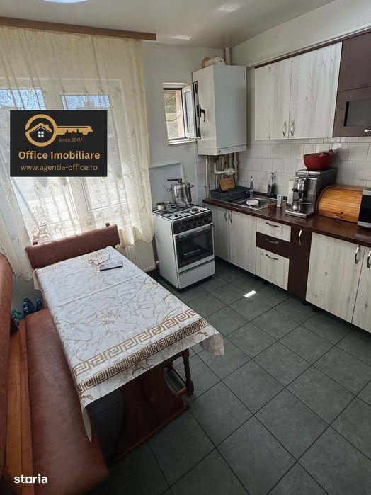 Vasile Alecsandri apartament 4 camere la parter 82mp