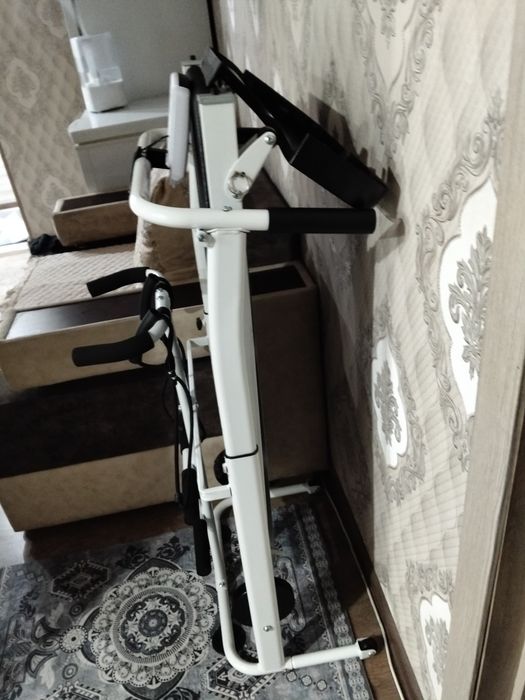 Продам беговую дорожку