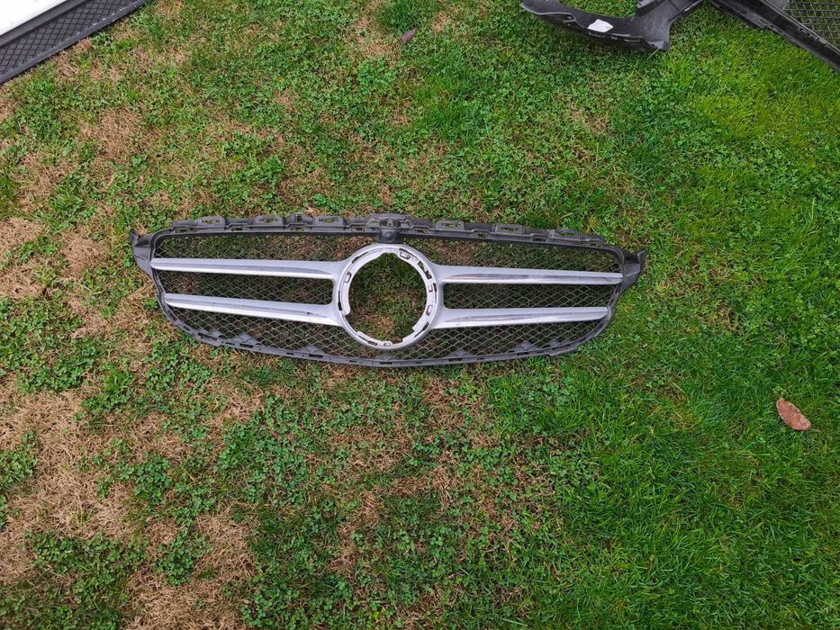 W205 части /брони/ липове/ накрайници/стопове/ facelift c300