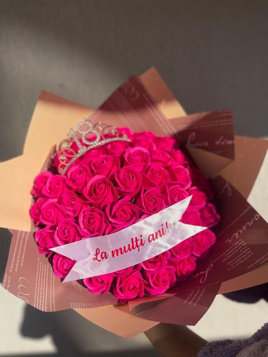 Buchete și aranjamente