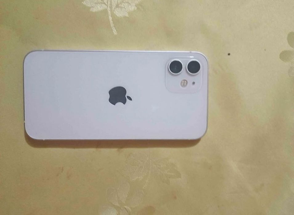 Schimb iphone 12 cu laptop