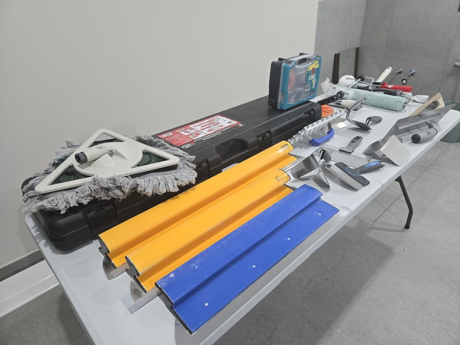 Unelte profesionale pentru finisaje interioare în stare perfectă