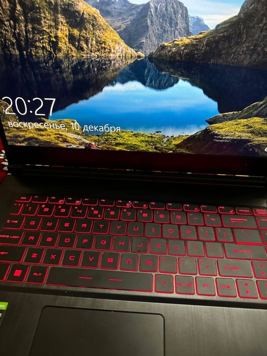 Ноутбук MSI продаётся срочно нужны деньги