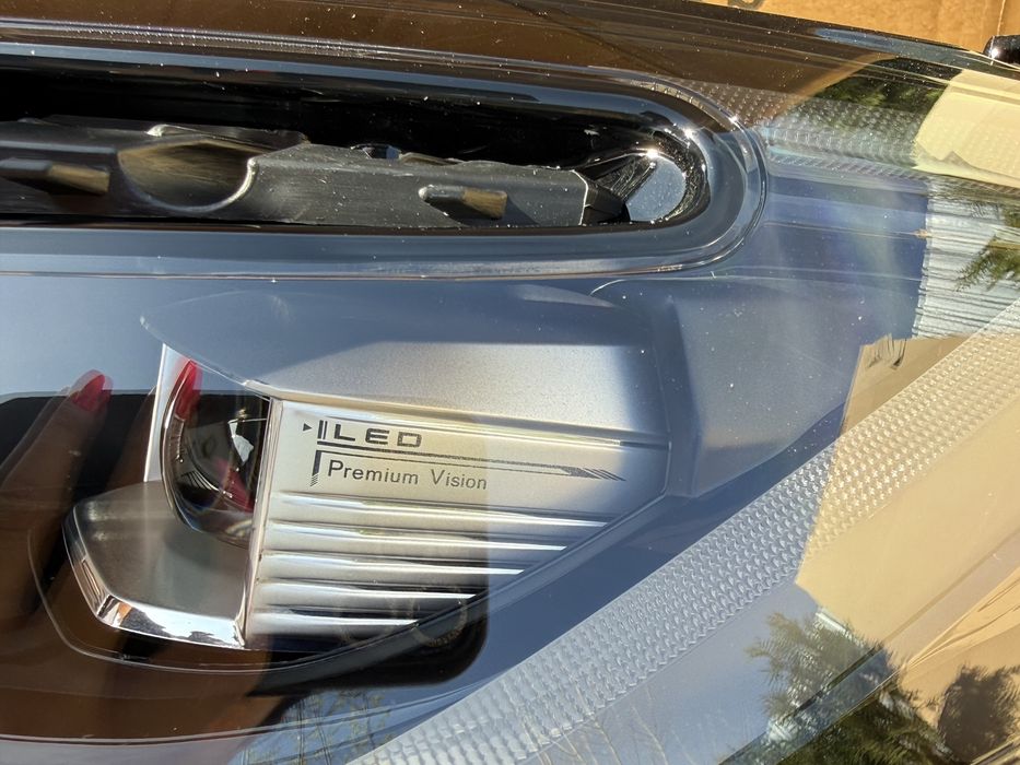 Chery Arrizo 8 фары переднии