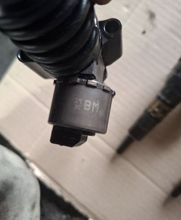 Set injectoare Bosch Audi A4 B7 2.0 diesel