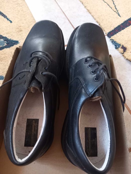 Pantofi piele barbatesti nr 41