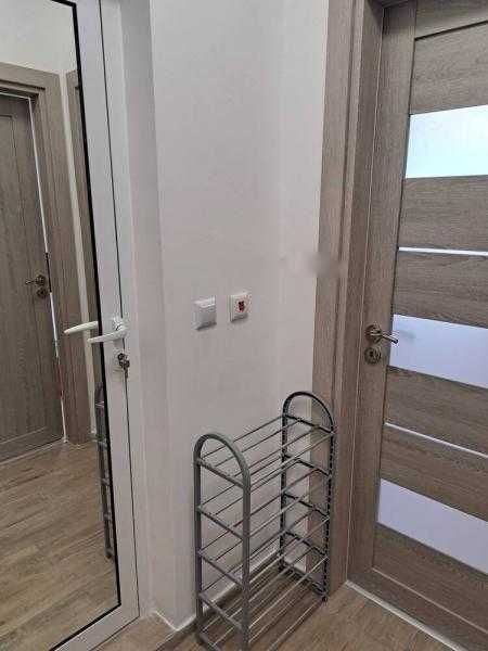 Дава се под наем Двустаен апартамент в Бургас, Изгрев - 55 кв.м за 459 € - Снимка #7