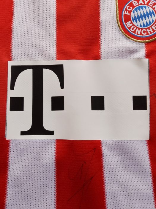 Tricou Fotbal Bayern Munchen 2010/11 semnat de Alaba