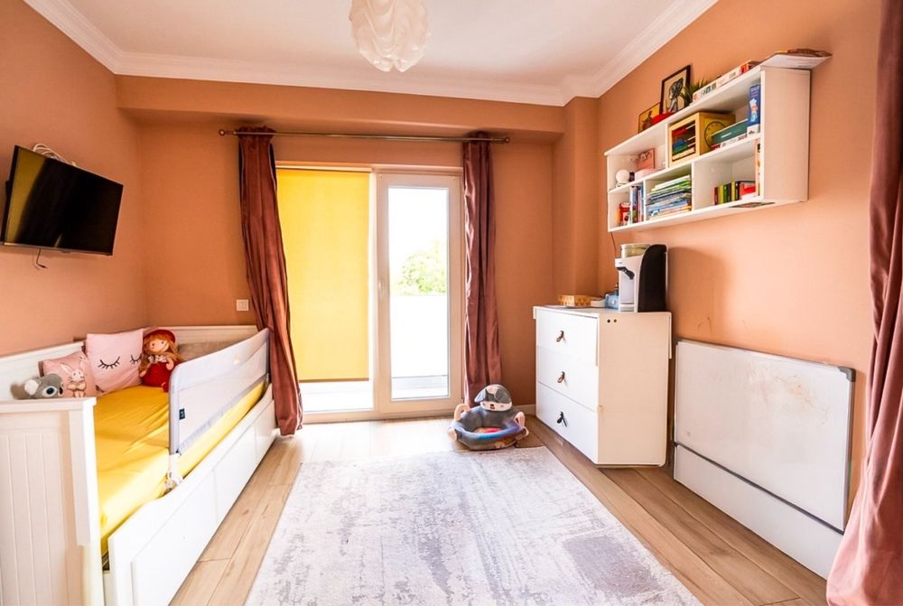 Casa tip duplex - Platoul Insorit