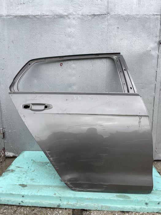 Задна дясна врата за Volkswagen Golf Фолксваген Голф 2013-2019г 3бр