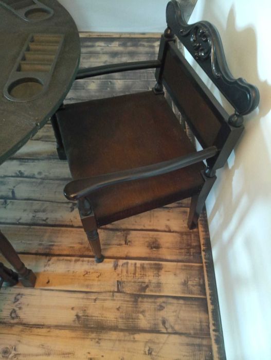 Masa poker + 3 scaune lemn masiv