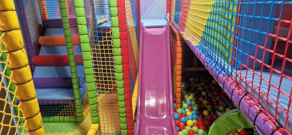 Детски клуб, детски парти център/зала/ за рожден ден.