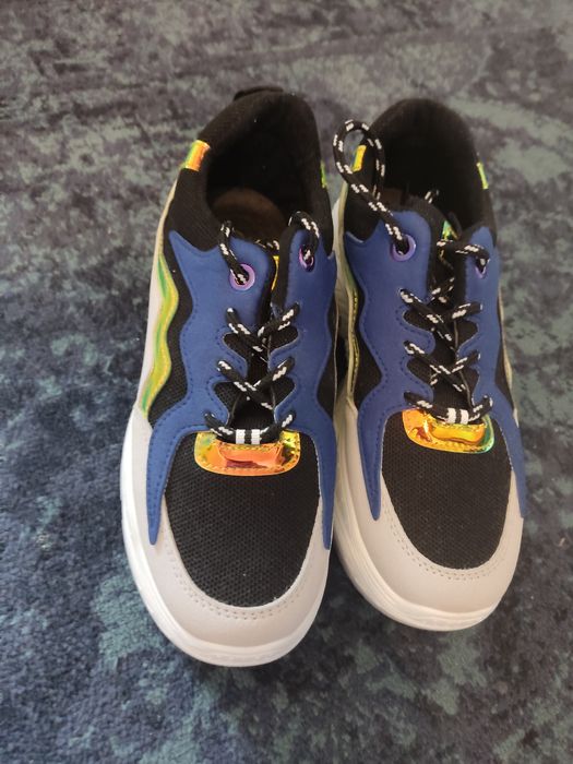 Încălțăminte adidași Nr 38