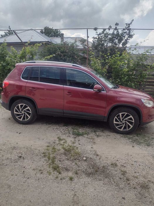 Vând VW Tiguan 2011