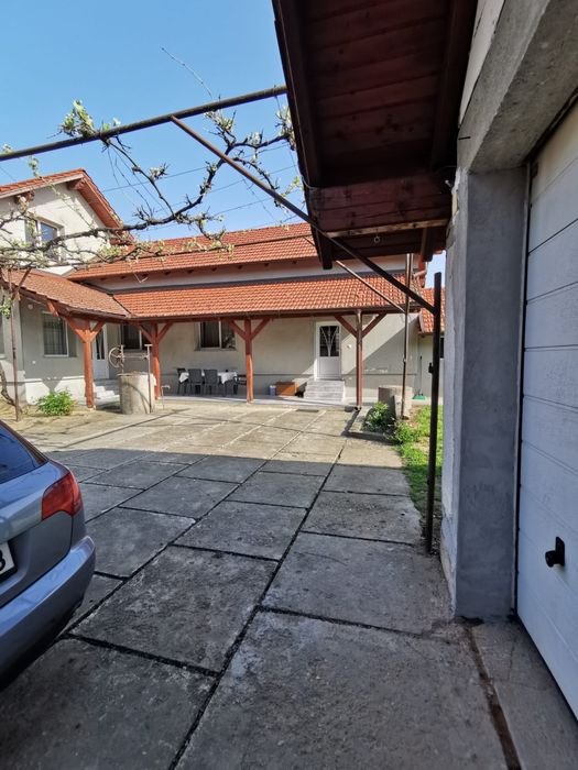 Casa de vanzare