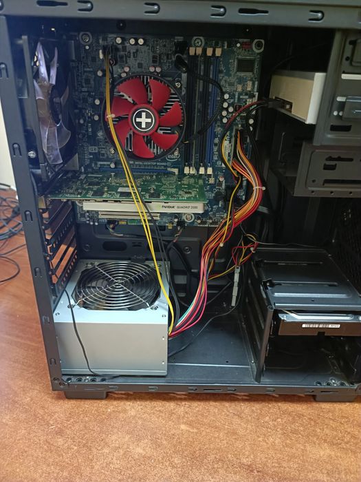 Pc i5, 8gb ram, hdd.