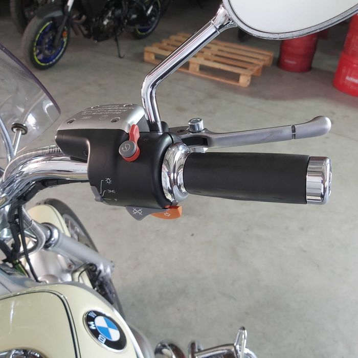 Motocicleta BMW R1200 C " JAMES BOND '' | B17526 | motomus.ro