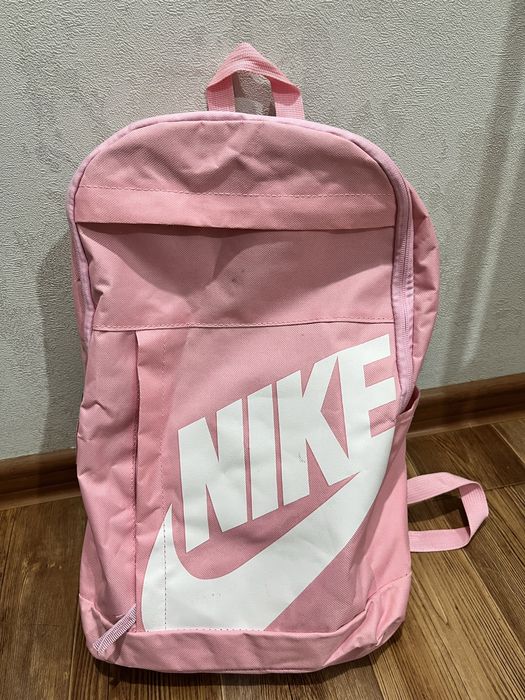 Продам рюкзак найк