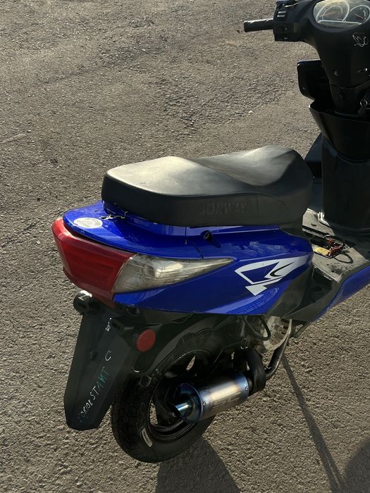 Продам скутер м8 150сс