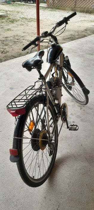 Bicicletă La Strada