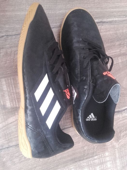 Маратонки Adidas номер 37