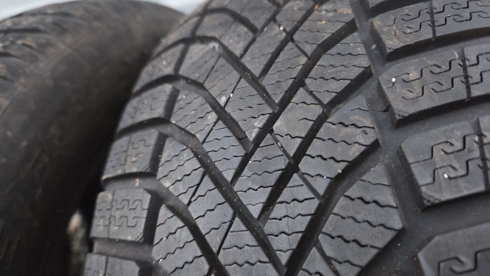 Cauciuc 205 55.16 M+S s 215 65 16 M.S