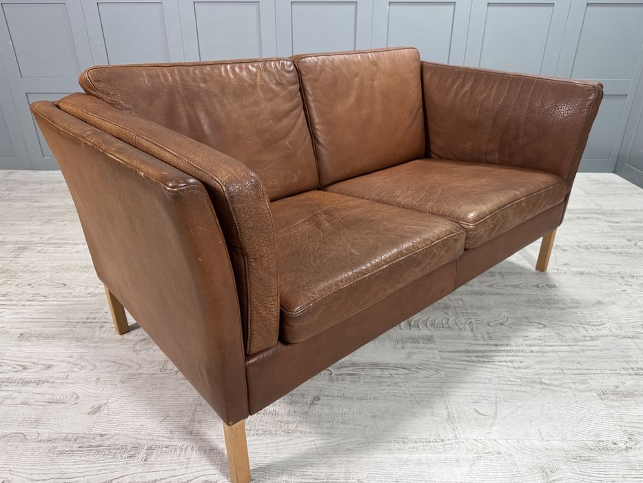 Винтидж диван 2-ка естествена кожа Д1134