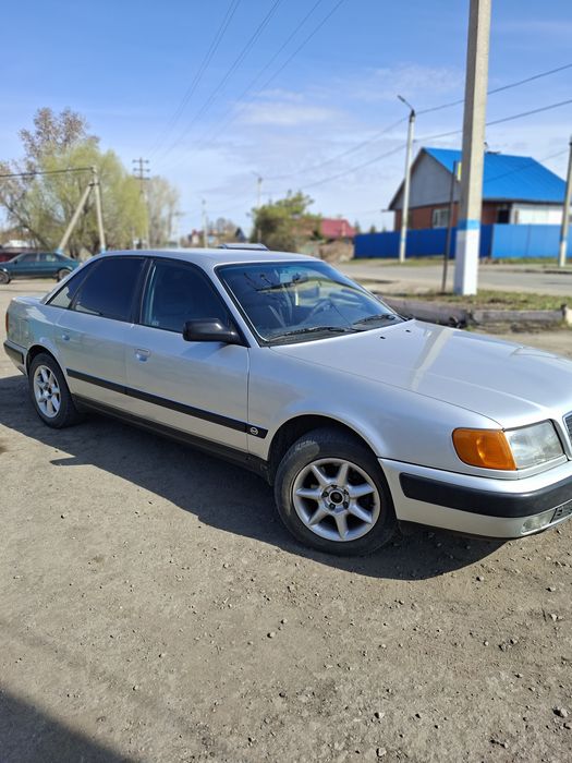 Ауди 100с4 продам