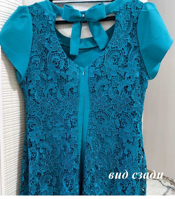 Продам платья б/у 48 и 52 размера