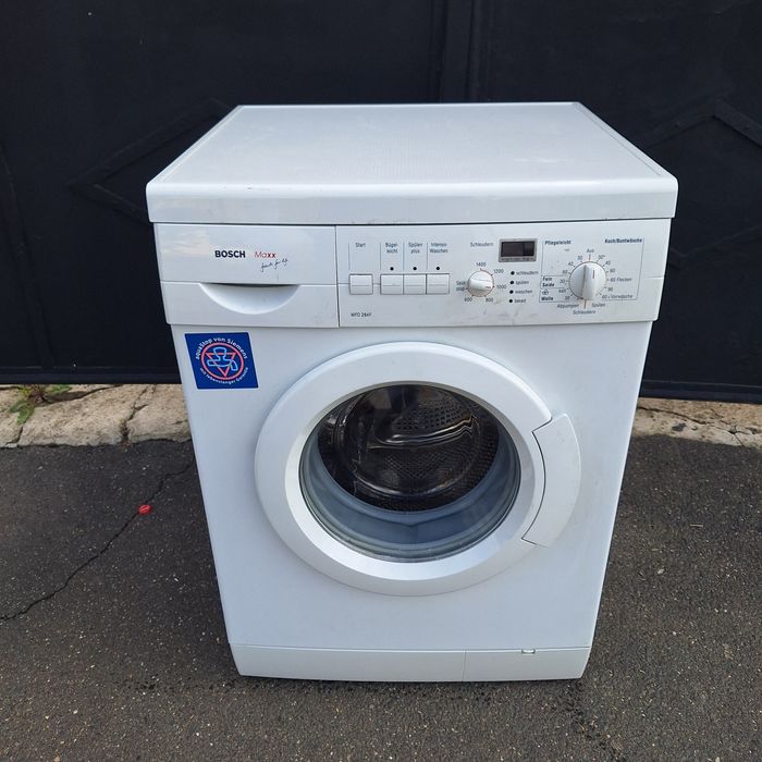 REDUCERE 100 LEI. Masina de spălat rufe Bosch . Wfo 22441