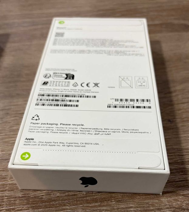 Apple iPhone 17 256GB Нов