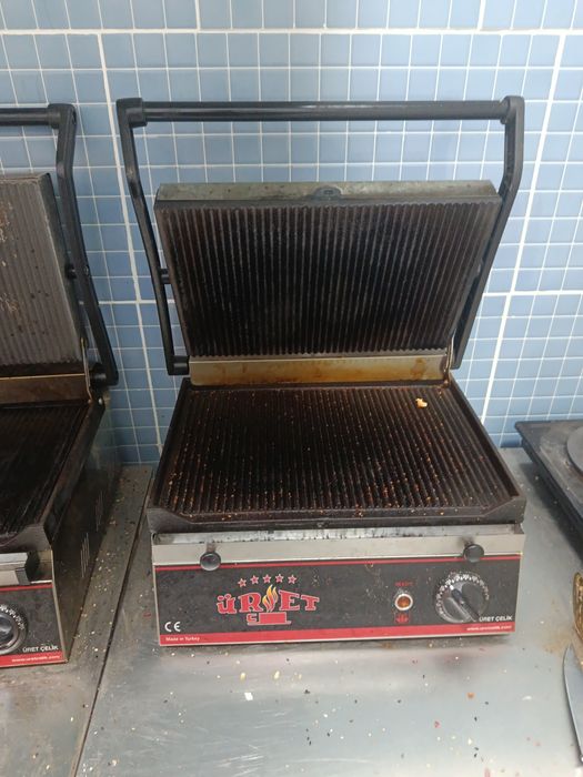 Tostr sotiladi Turkiya