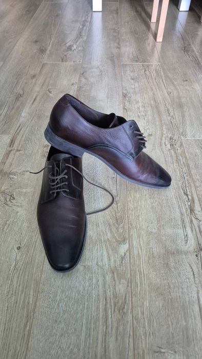 Pantofi eleganți bărbați